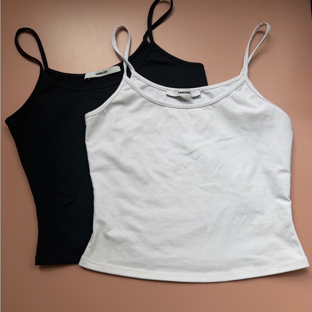 2 Tankair Studio Tanks Size M